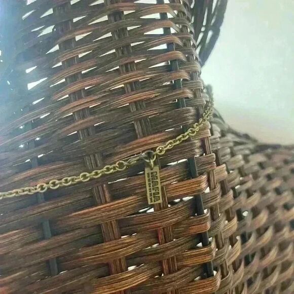 PAC man Figurine Gold tone necklace by MAFIA - Picture 3 of 3